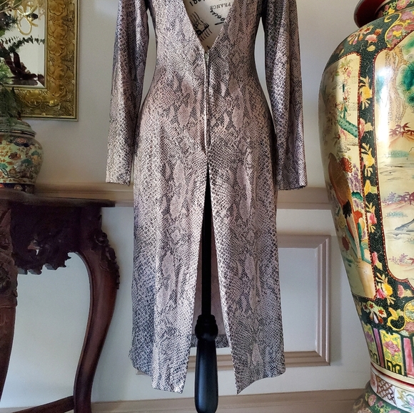 Vintage A.J. Bari snake print open back cocktail dress - Picture 7 of 16